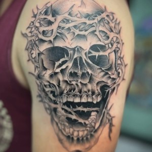 Skull tattoo by Isaiah