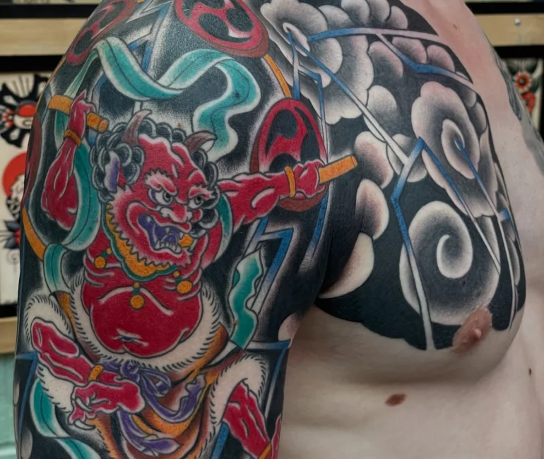 shoulder traditional tattoo