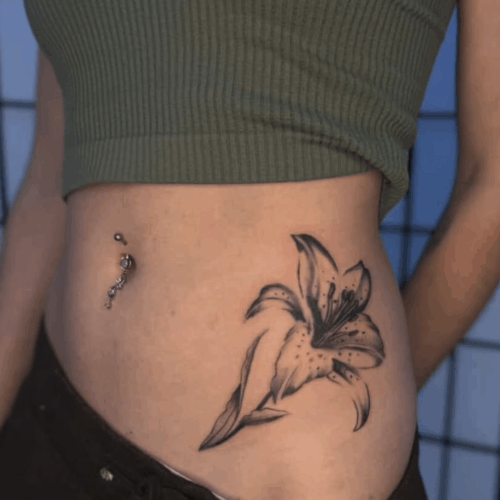 realism flower tattoo