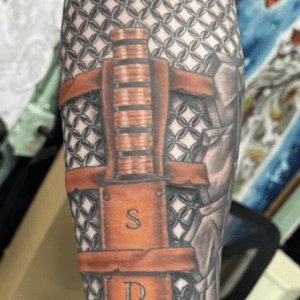 realism knife tattoo